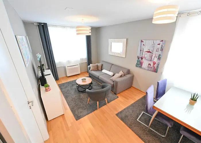 Lejlighed 2 & Free Genius Private Parking Zadar